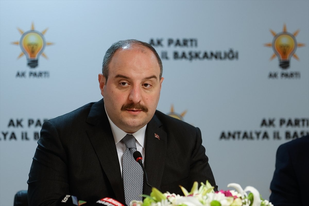Mustafa Varank: Müzakerelerdeki alkış her lidere nasip olmaz #3