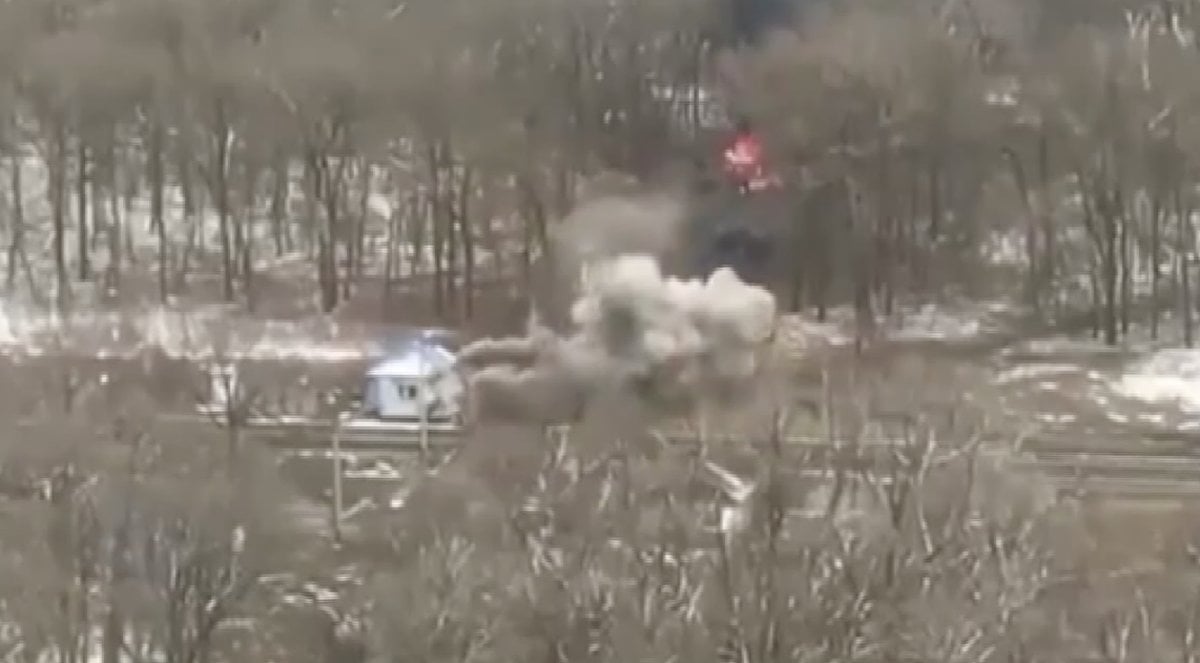 Ukrainian army ambush on Russian convoy #3