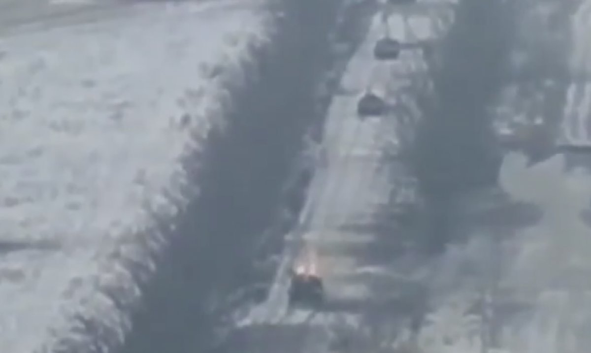 Ukrainian army ambush on Russian convoy #1