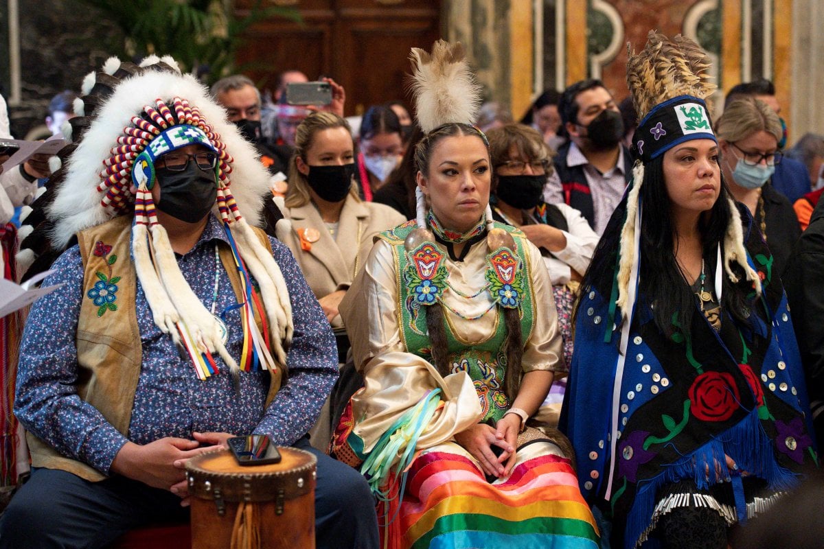Pope Francis apologizes to Canadian natives #3