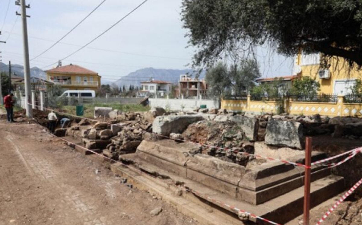 Antalya da Roma dönemine ait mezarlık bulundu #2