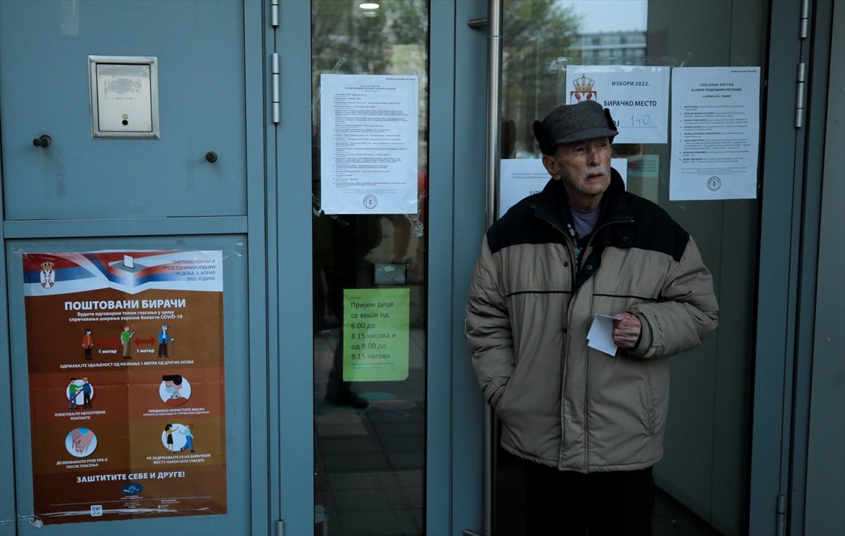 People in Serbia at the polls #7