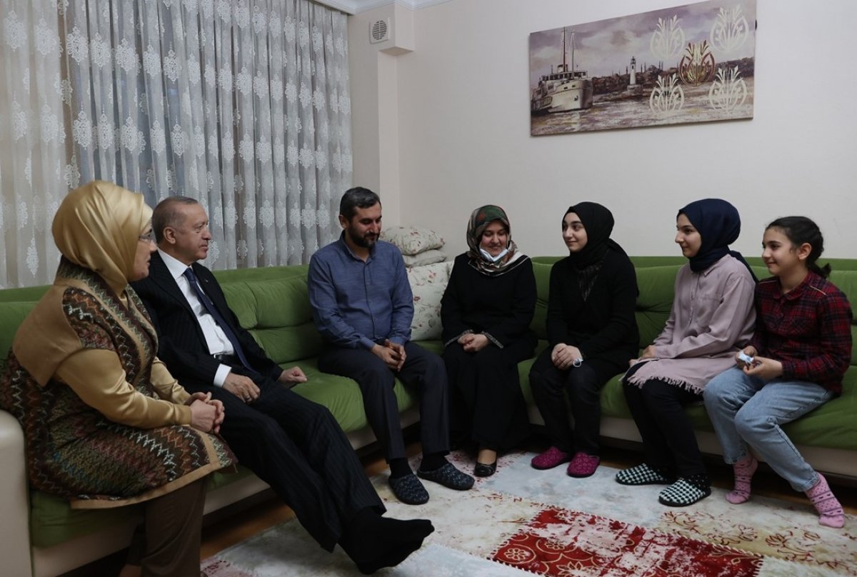 Cumhurbaşkanı Erdoğan, Ümraniye de oturan Kılıçaslan ailesine konuk oldu #2