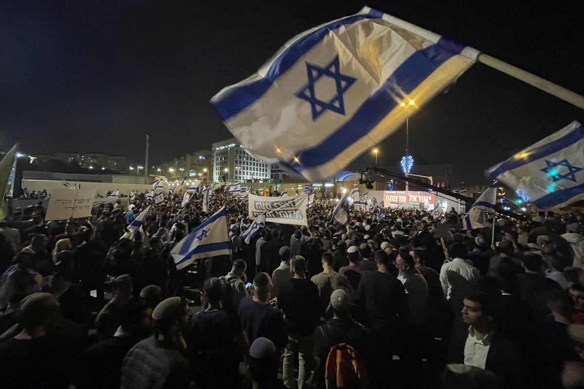 Former Prime Minister Netanyahu in Israel called on Prime Minister Naftali Bennett to resign #5