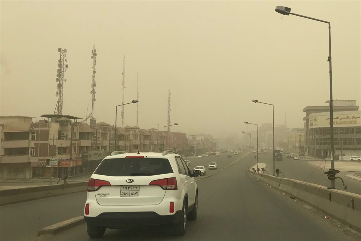 Sandstorm in Kirkuk: 90 people in danger of drowning #2