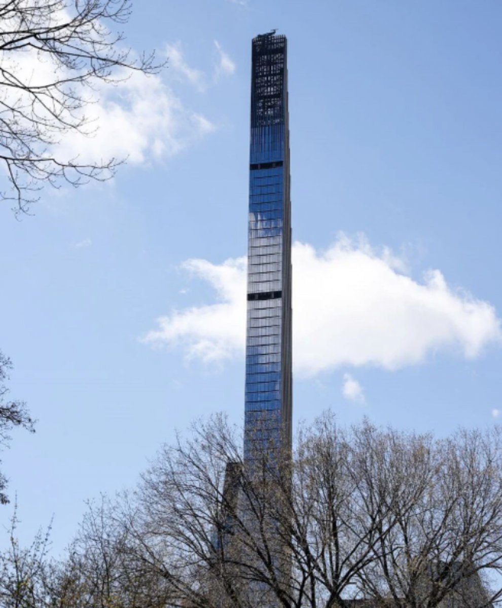 'World's thinnest skyscraper' built in New York #6
