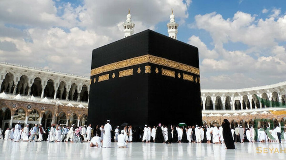 Saudi Arabia raises Hajj quota to one million #1