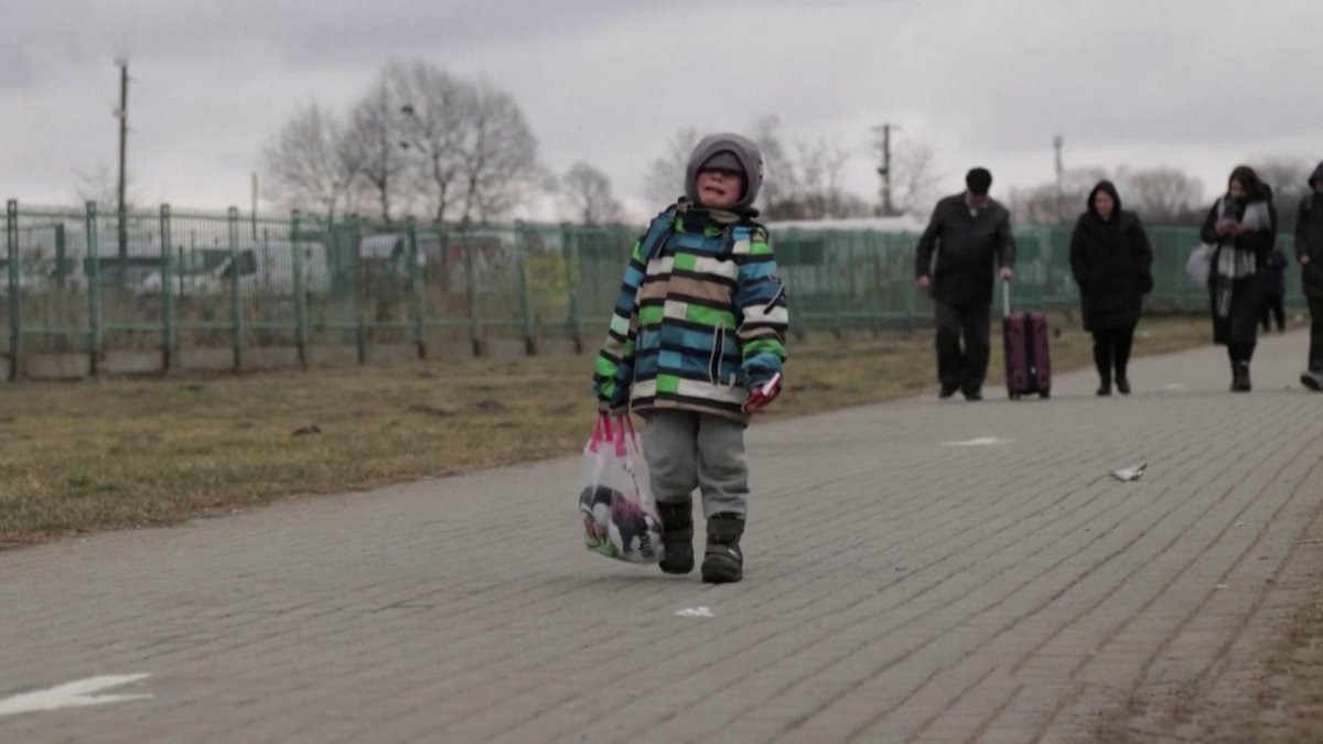 Ukrayna: Rusya 121 bin çocuğu evlatlık vermek için kaçırdı #1