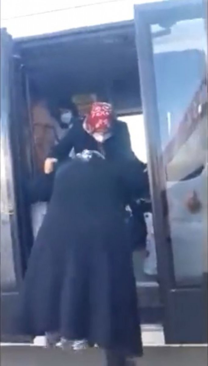 Ankara da yaşlı kadını servisten indiren markete ceza  #1