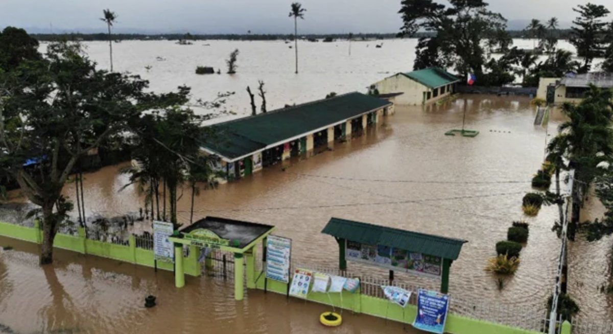 Tropical storm in Philippines: Death toll rises #6