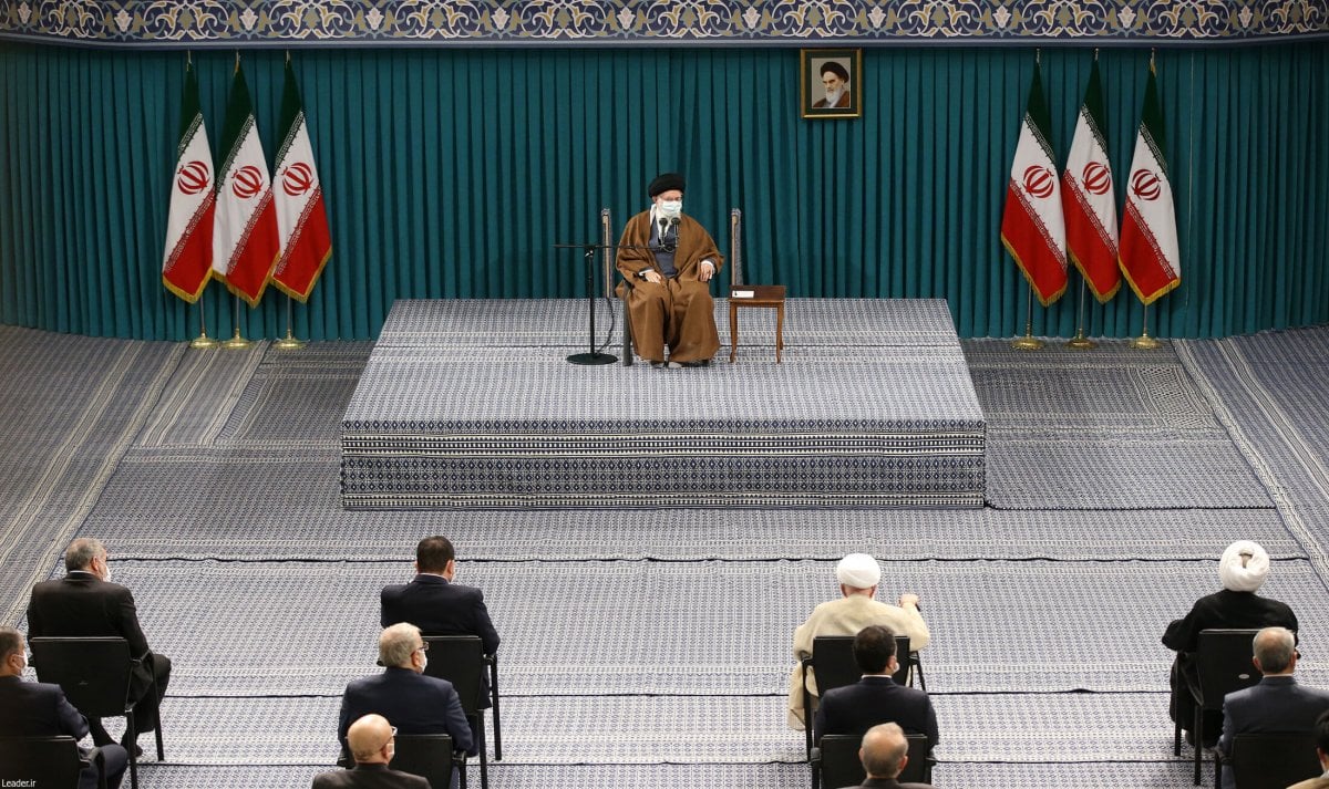 İran Dini Lideri Hamaney: ABD ile nükleer müzakerelerde iyiyiz #2