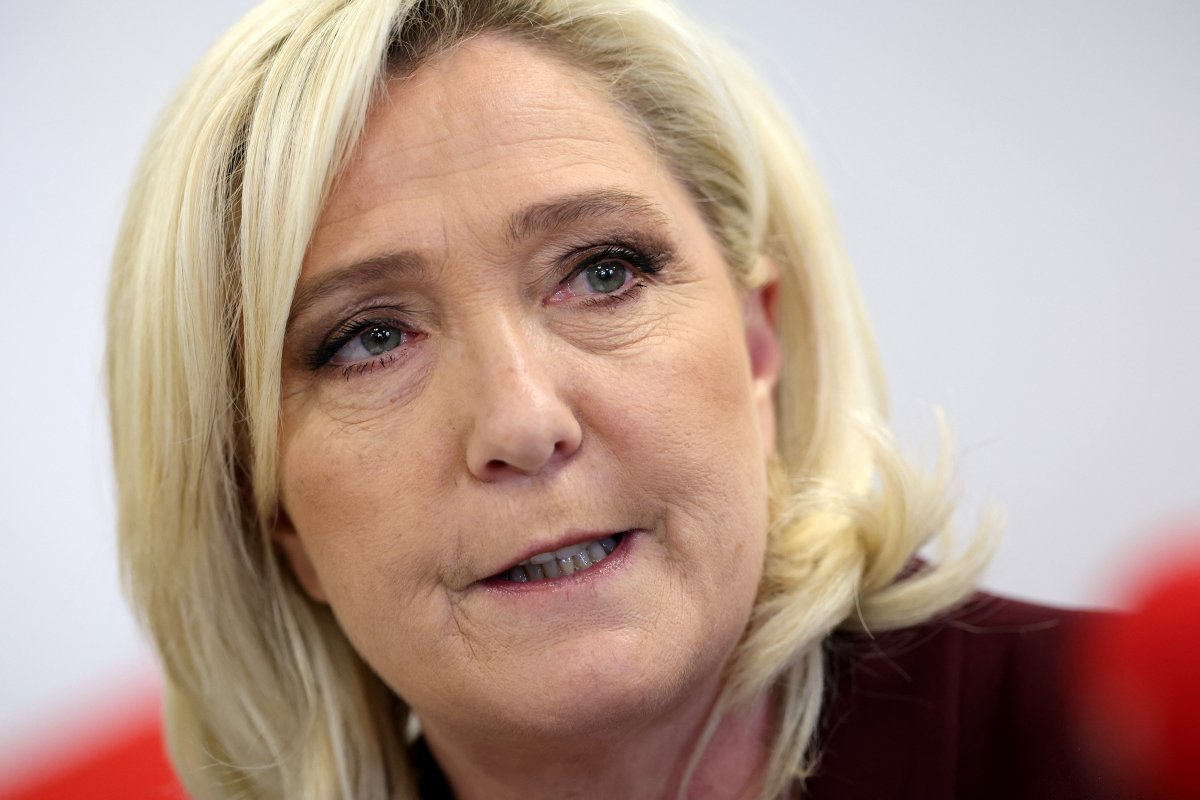 Marine Le Pen, Rus gazına yaptırımlara karşı çıktı #1