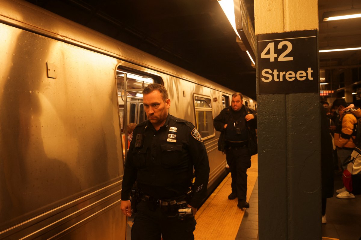 First images from the attack on the New York subway #17