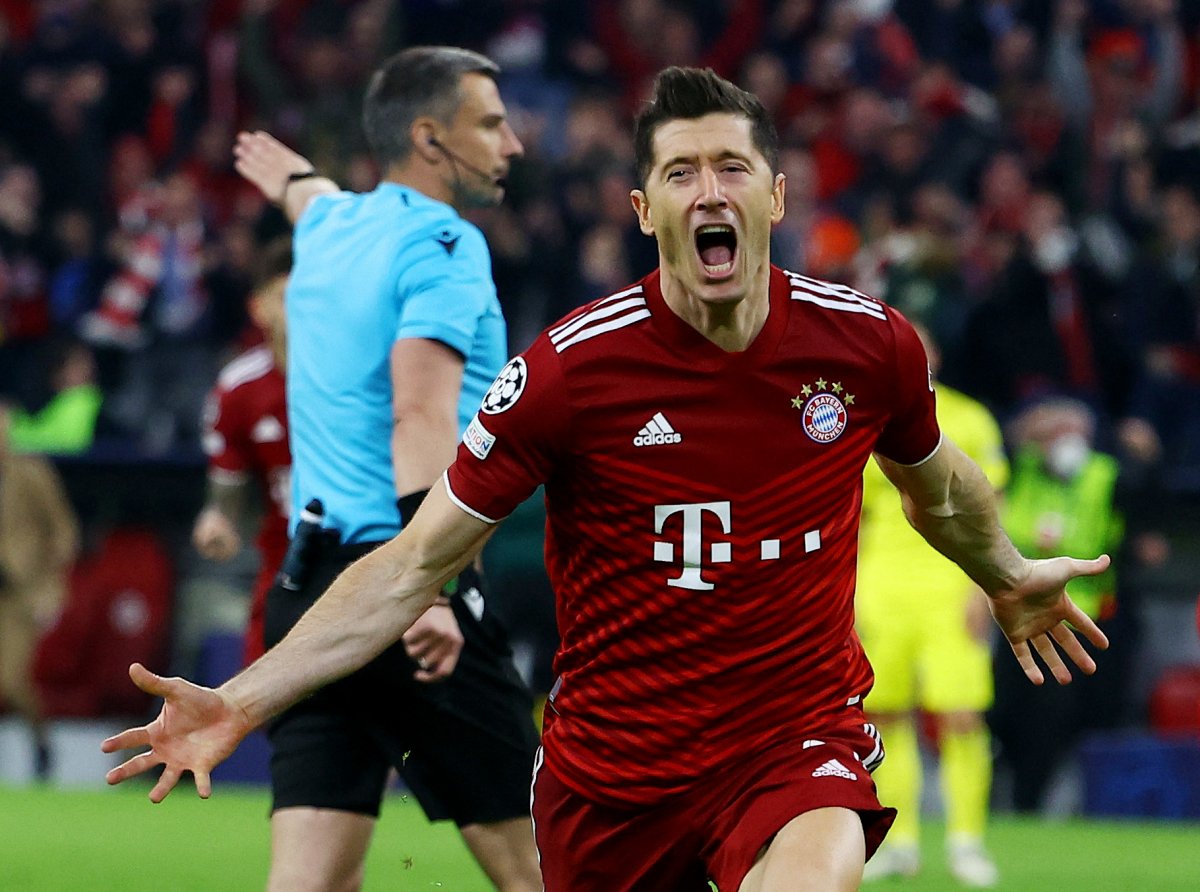 Şampiyonlar Ligi nde Bayern Münih i eleyen Villarreal yarı finalde #1