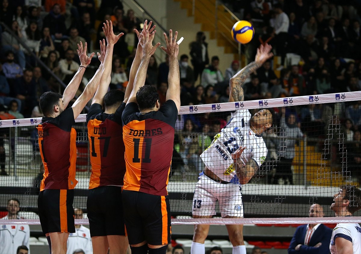 Kupa Voley de Galatasaray ı yenen Arkas Spor şampiyon #1