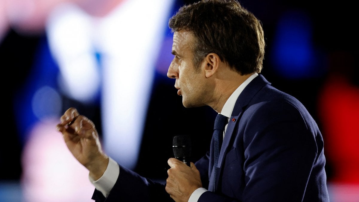 Macron: War will return to Europe if Le Pen is elected