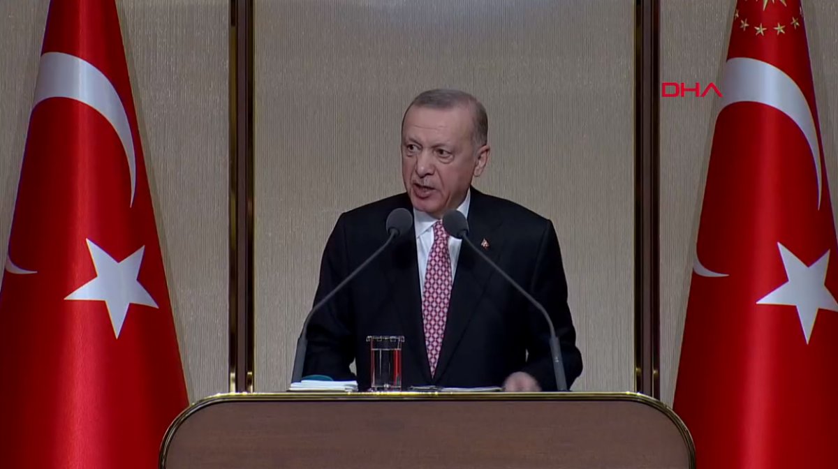 Cumhurbaşkanı Erdoğan, iftarda esnafla buluştu #2