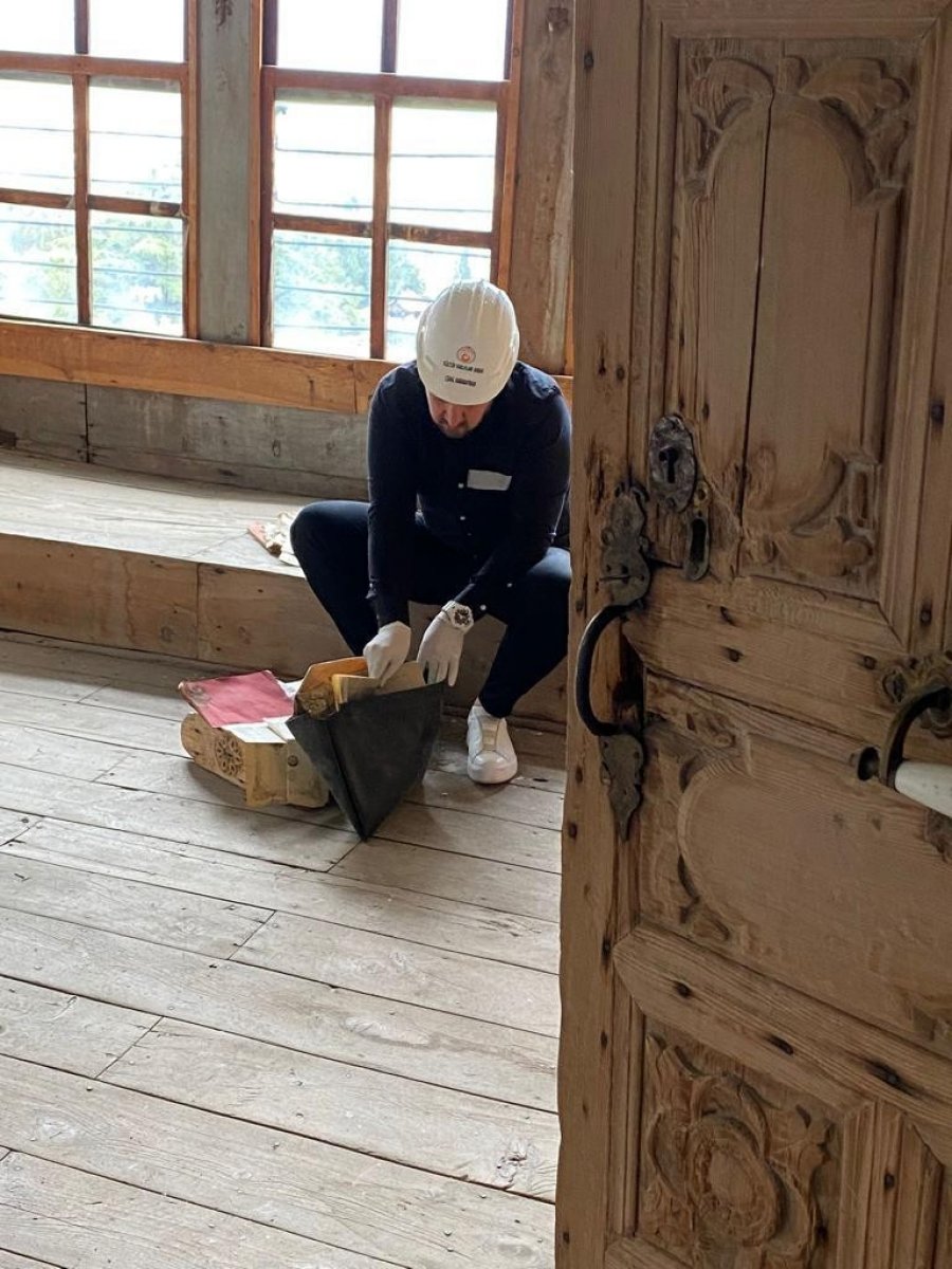 Osman Yüksel Serdengeçti’nin restorasyon yapılan tarihi evinde gizli bölme bulundu #6