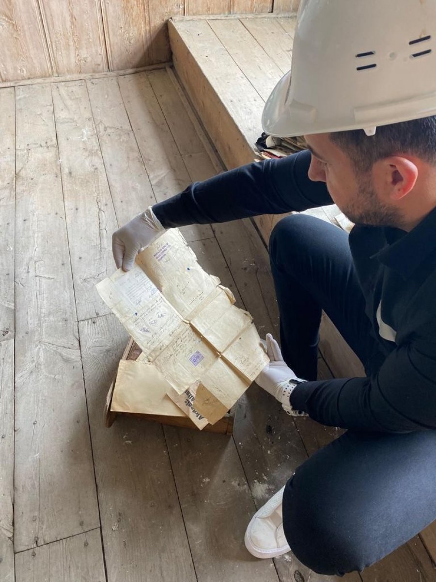 Osman Yüksel Serdengeçti’nin restorasyon yapılan tarihi evinde gizli bölme bulundu #3