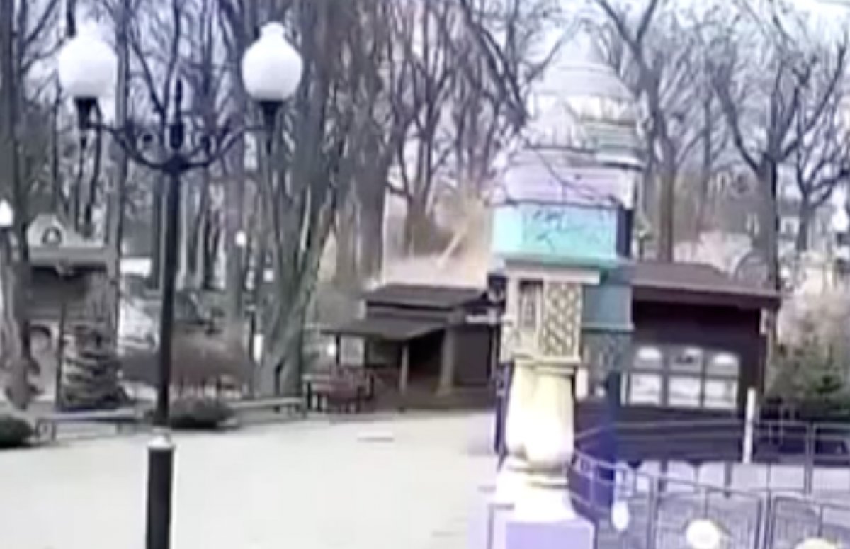 Harkov da parka gerçekleştirilen saldırı kamerada #1