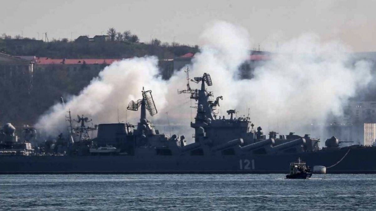 Ukraine: We hit the Russian cruiser ship