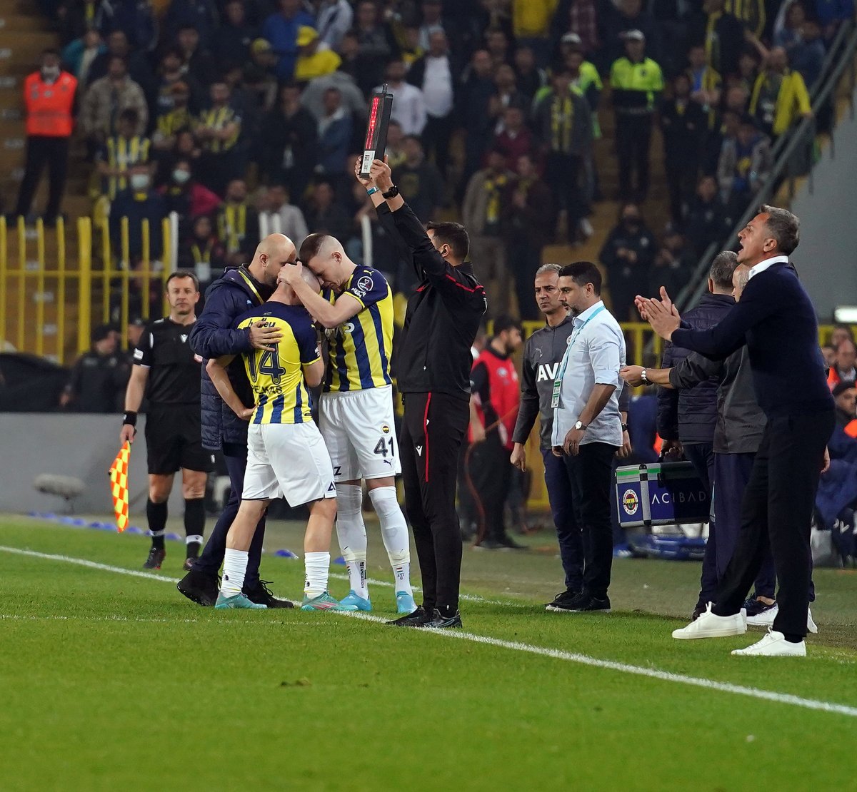 Fenerbahçe, Göztepe yi 2 golle mağlup etti #6