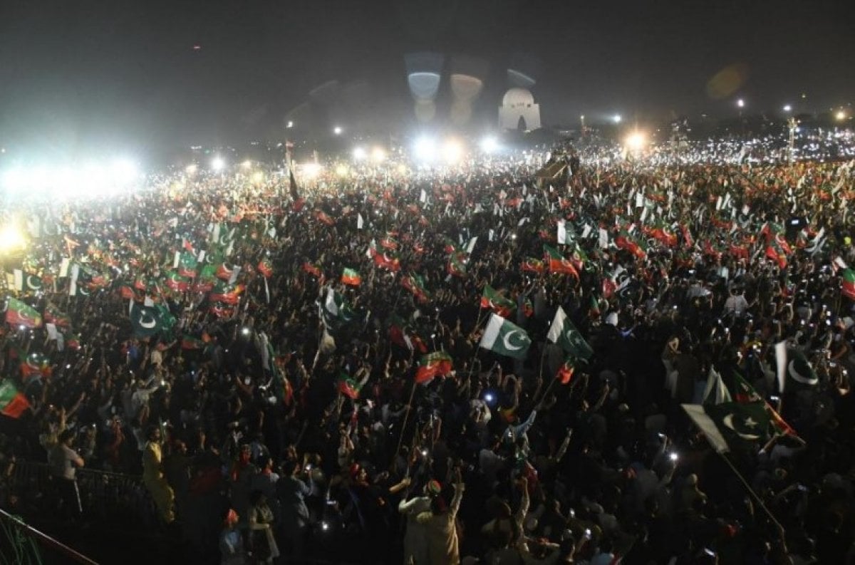 İmran Khan: Pakistan a karşı büyük bir komplo kuruldu #1