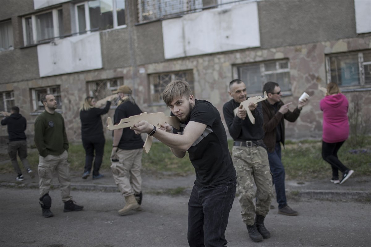 Volunteer fighters receive training in Lviv #18