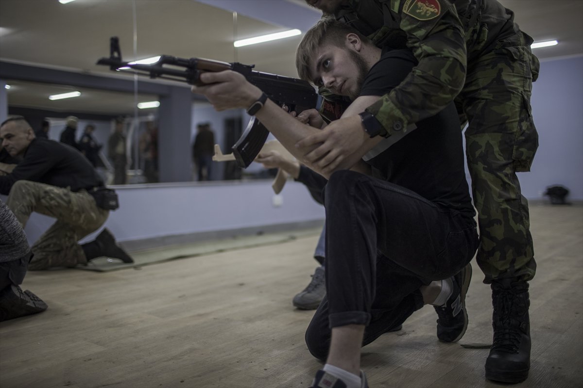 Volunteer fighters receive training in Lviv #3