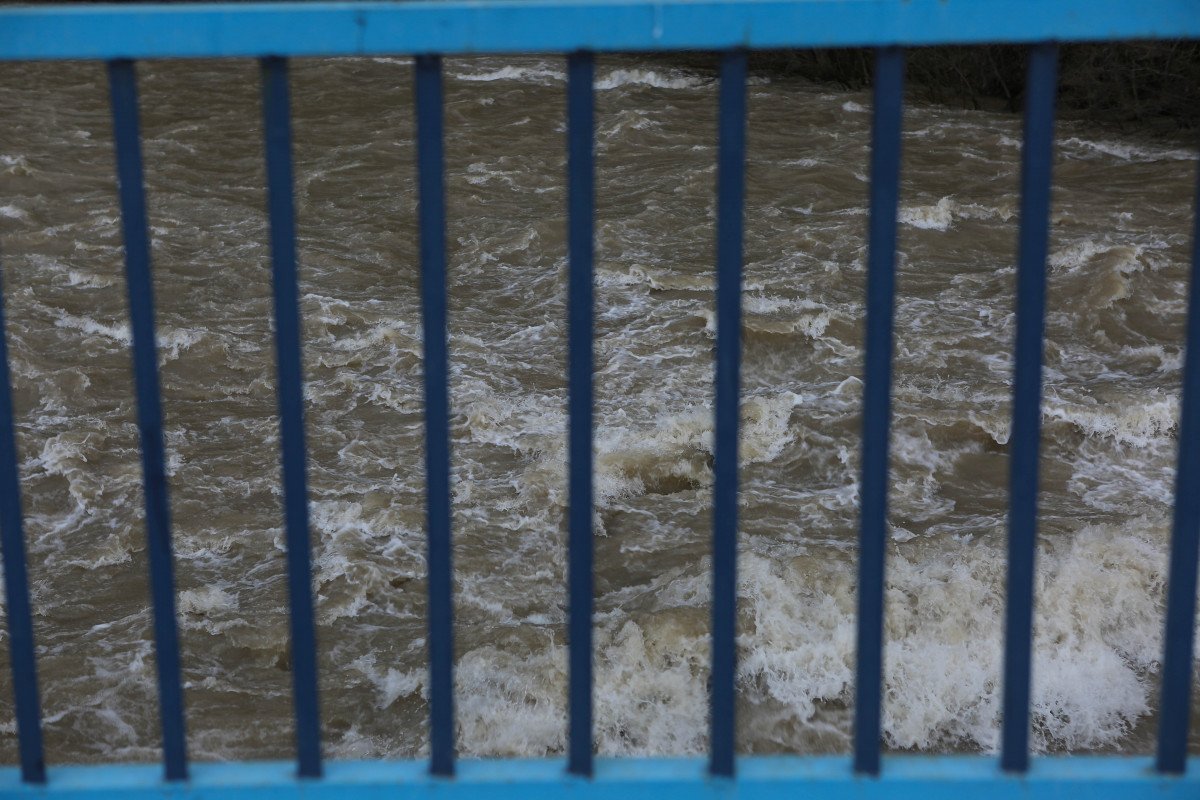 Munzur ve Pülümür’de su seviyesi yükseldi, uzak durun uyarıları yapıldı #2