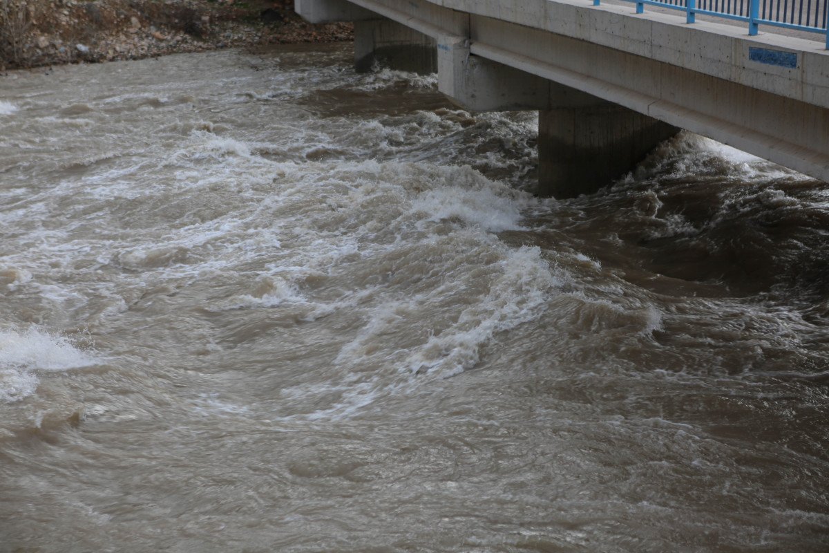 Munzur ve Pülümür’de su seviyesi yükseldi, uzak durun uyarıları yapıldı #4