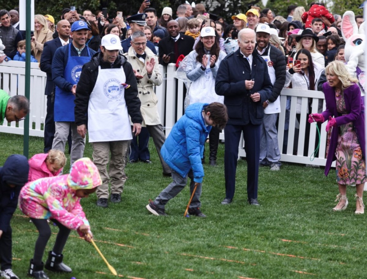 Joe Biden rolls eggs with the kids #3