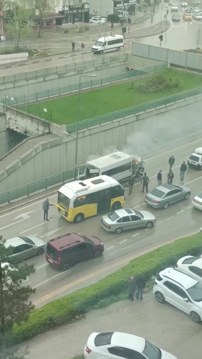 Bursa da işçi servisi alevler içinde yandı #3