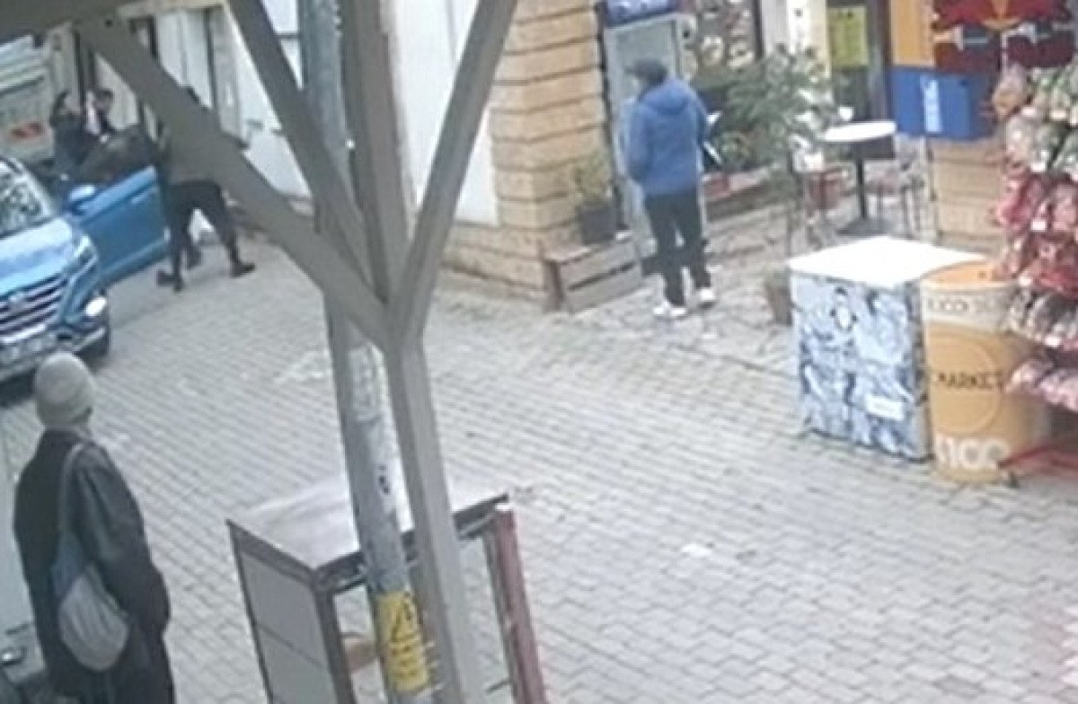 Balıkesir’deki baltalı cinayetin kamera görüntüleri #1