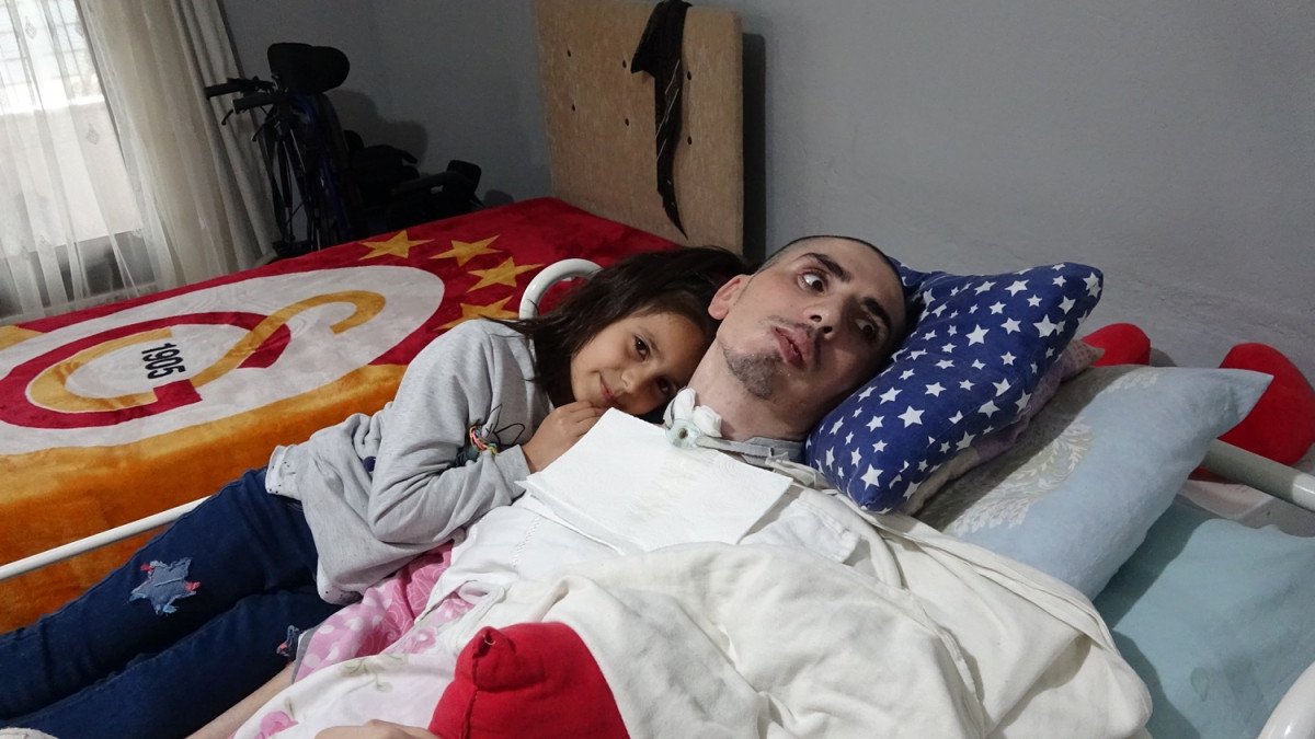 Düzce de kaza sonrası sakat kaldı, eşi 2 çocuğu da bırakıp terk etti #1