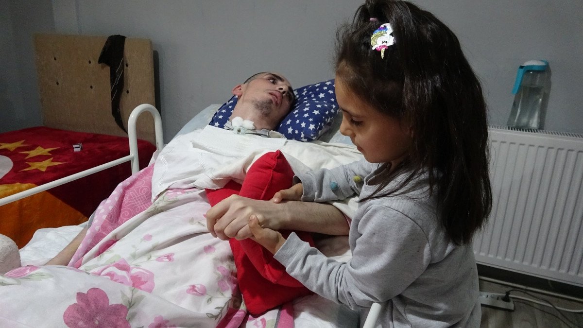 Düzce de kaza sonrası sakat kaldı, eşi 2 çocuğu da bırakıp terk etti #4