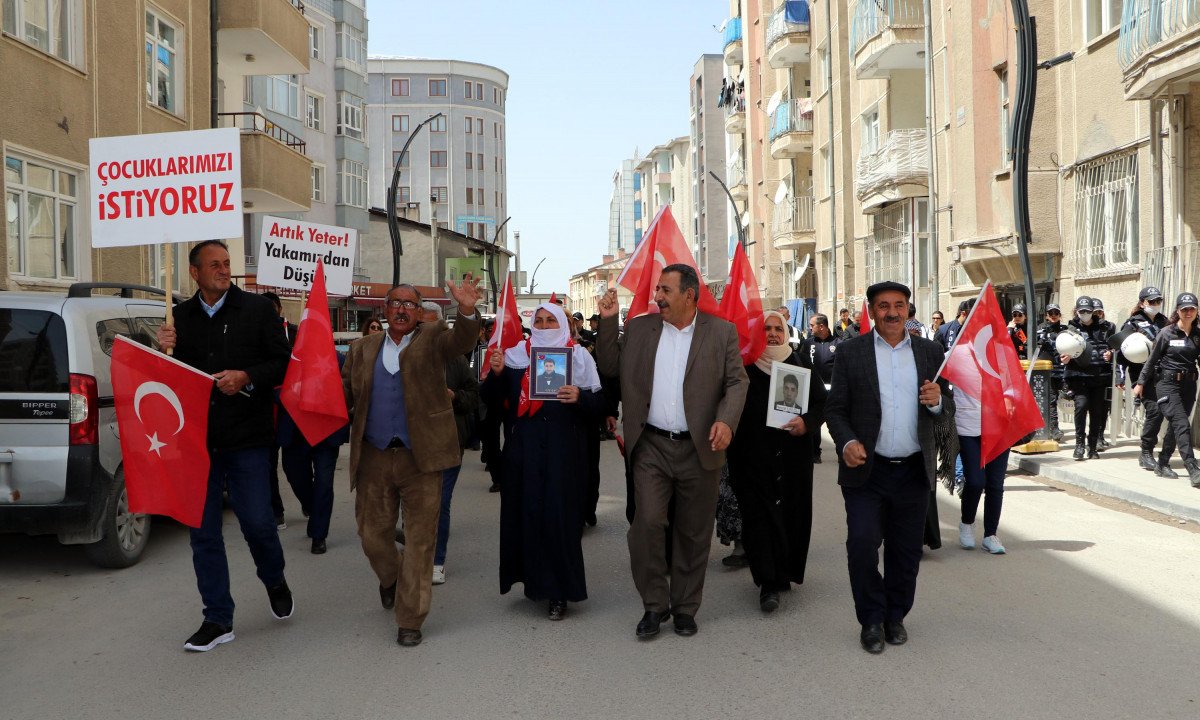 Van da, HDP önündeki eyleme gazilerden ve şehit aileleri de destek verdi #4