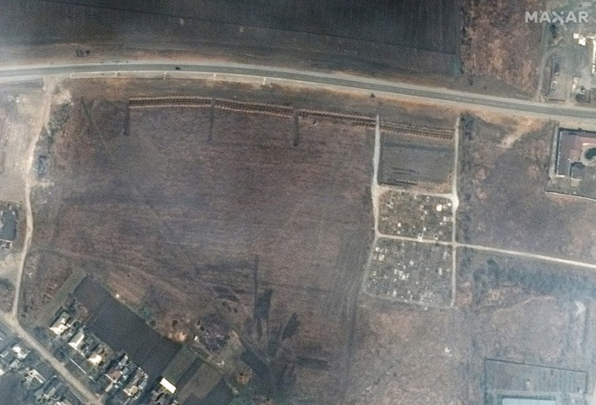 Mass graves in Mariupol identified by satellite photos #3