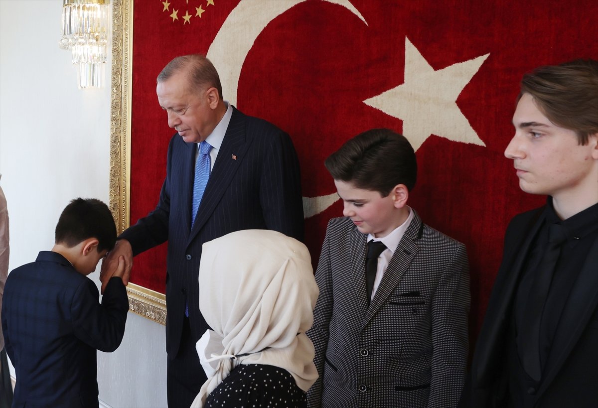 Cumhurbaşkanı Erdoğan çocukları kabul etti #7