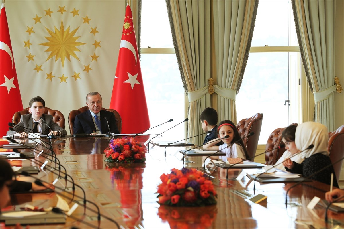 Cumhurbaşkanı Erdoğan çocukları kabul etti #3