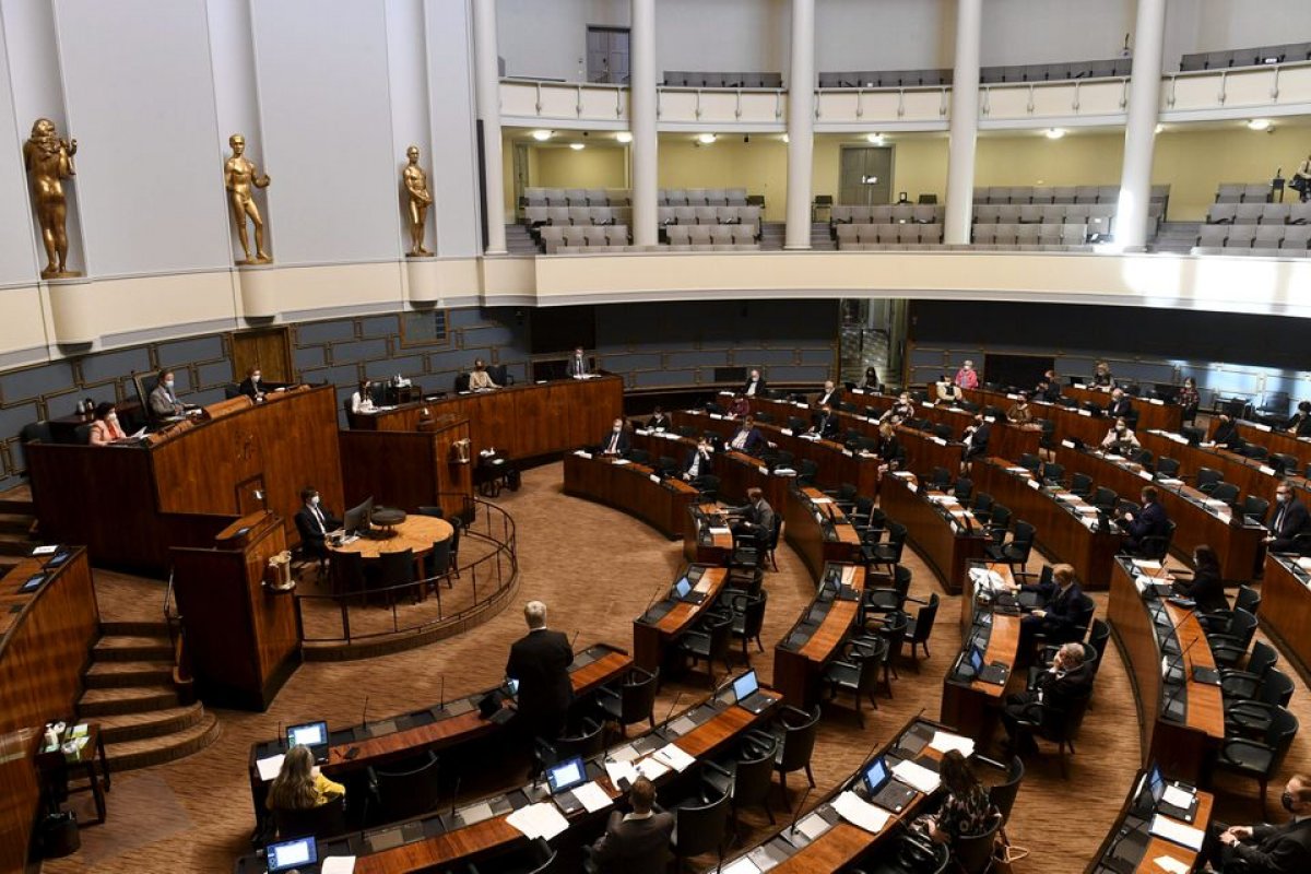 Finlandiya da parlamento, NATO üyeliğine  evet  dedi #1