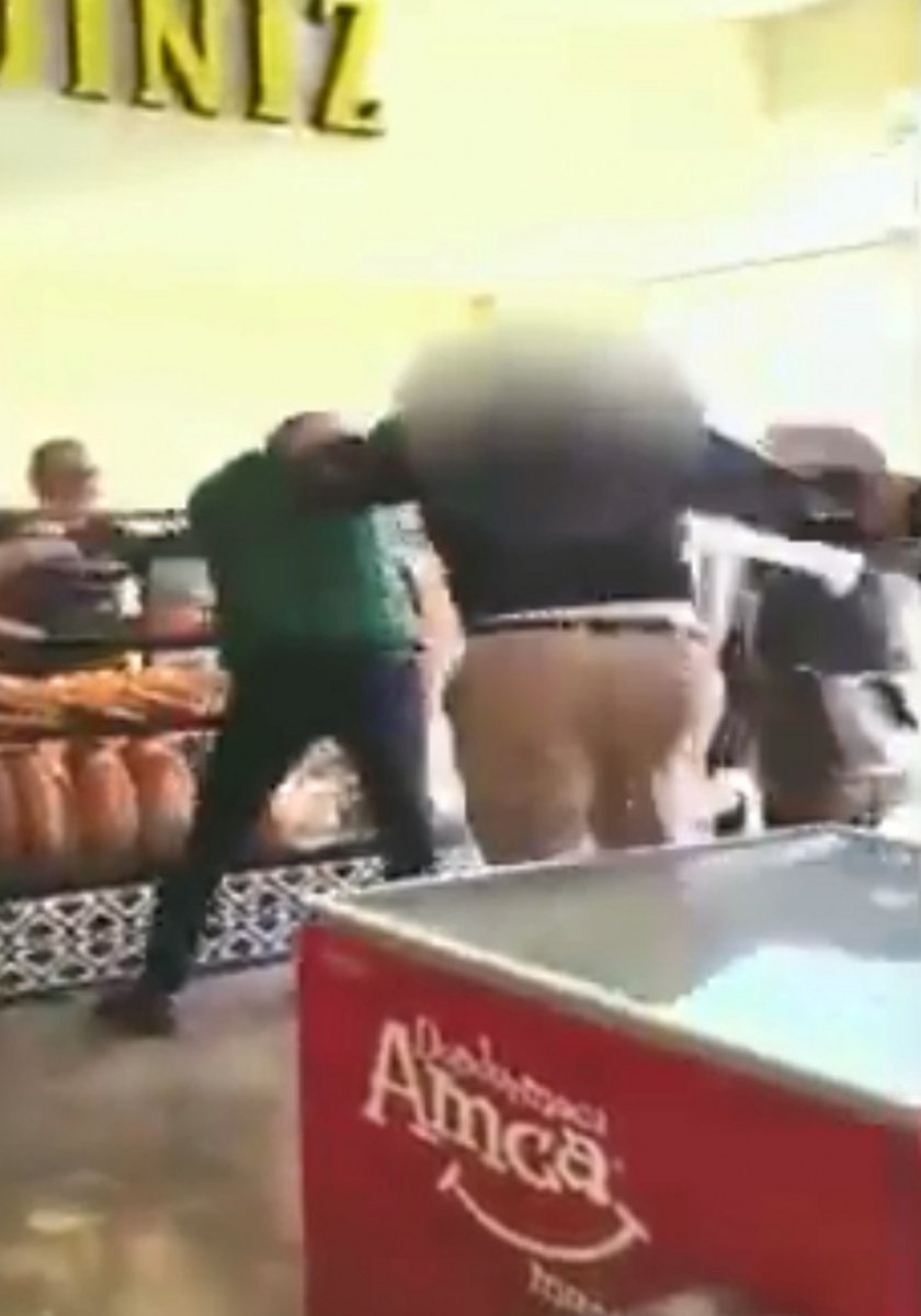 Afyonkarahisar’da, fırın denetiminde görevlilere saldırı kamerada  #3