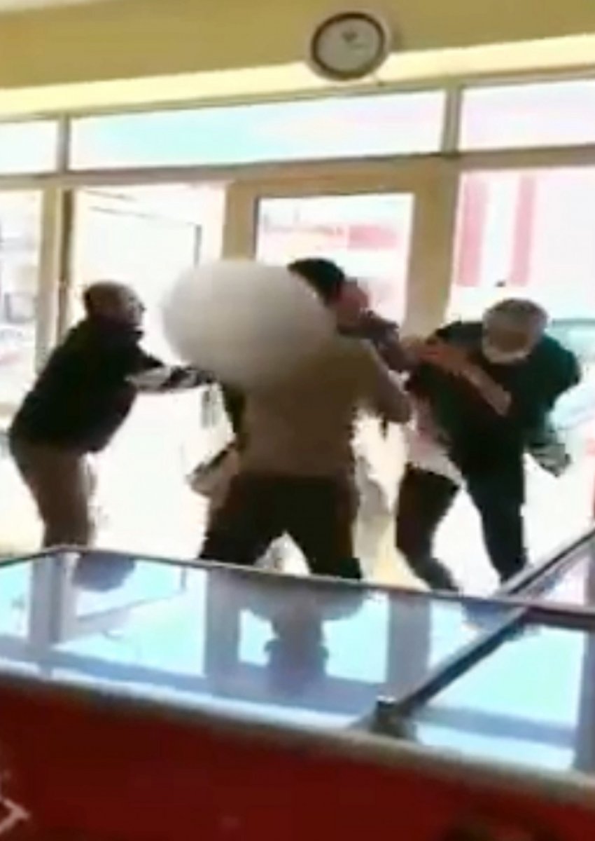 Afyonkarahisar’da, fırın denetiminde görevlilere saldırı kamerada  #5