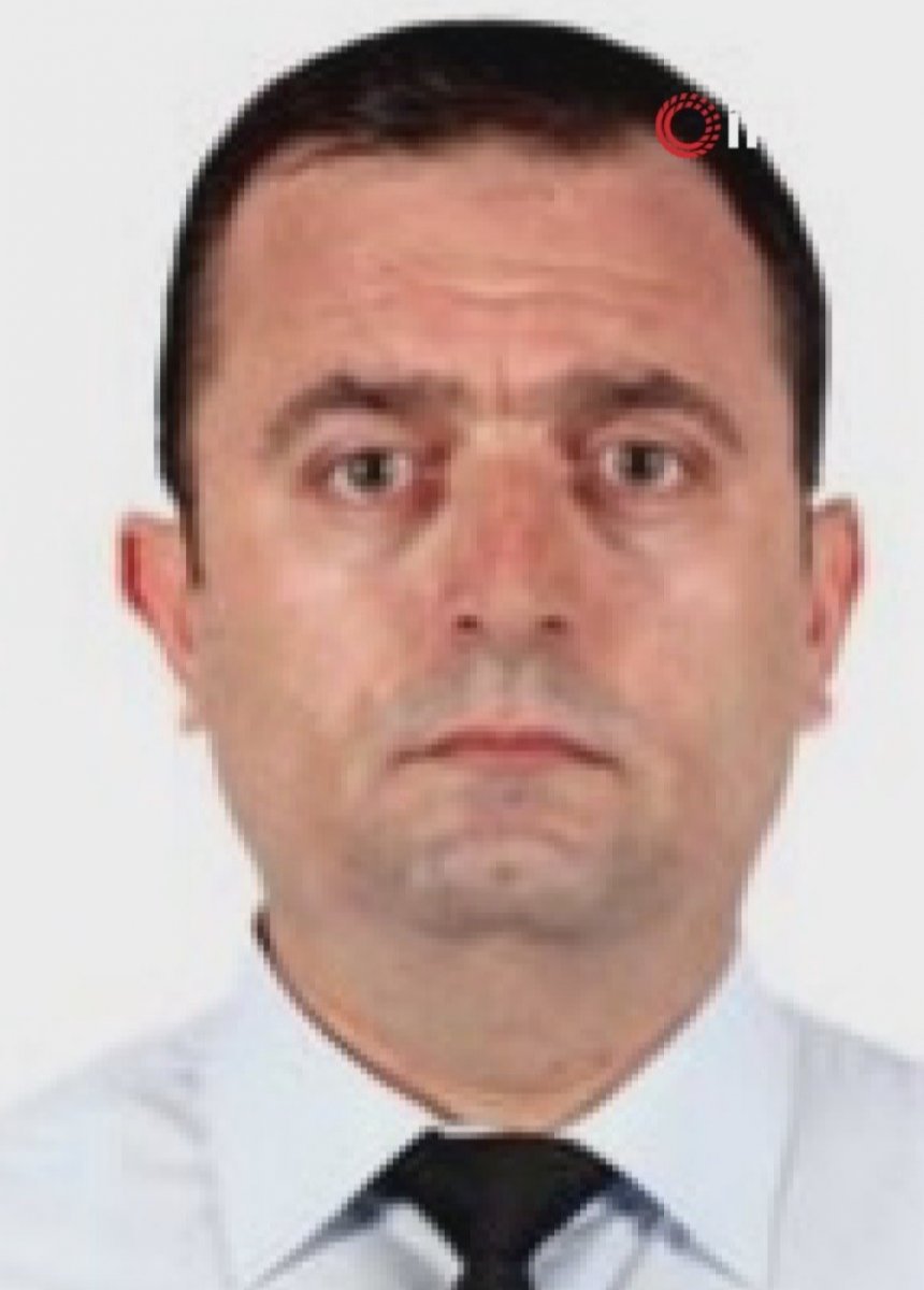 İstanbul da kafasına taş atılan polis memuru yüksekten düşerek şehit oldu #1