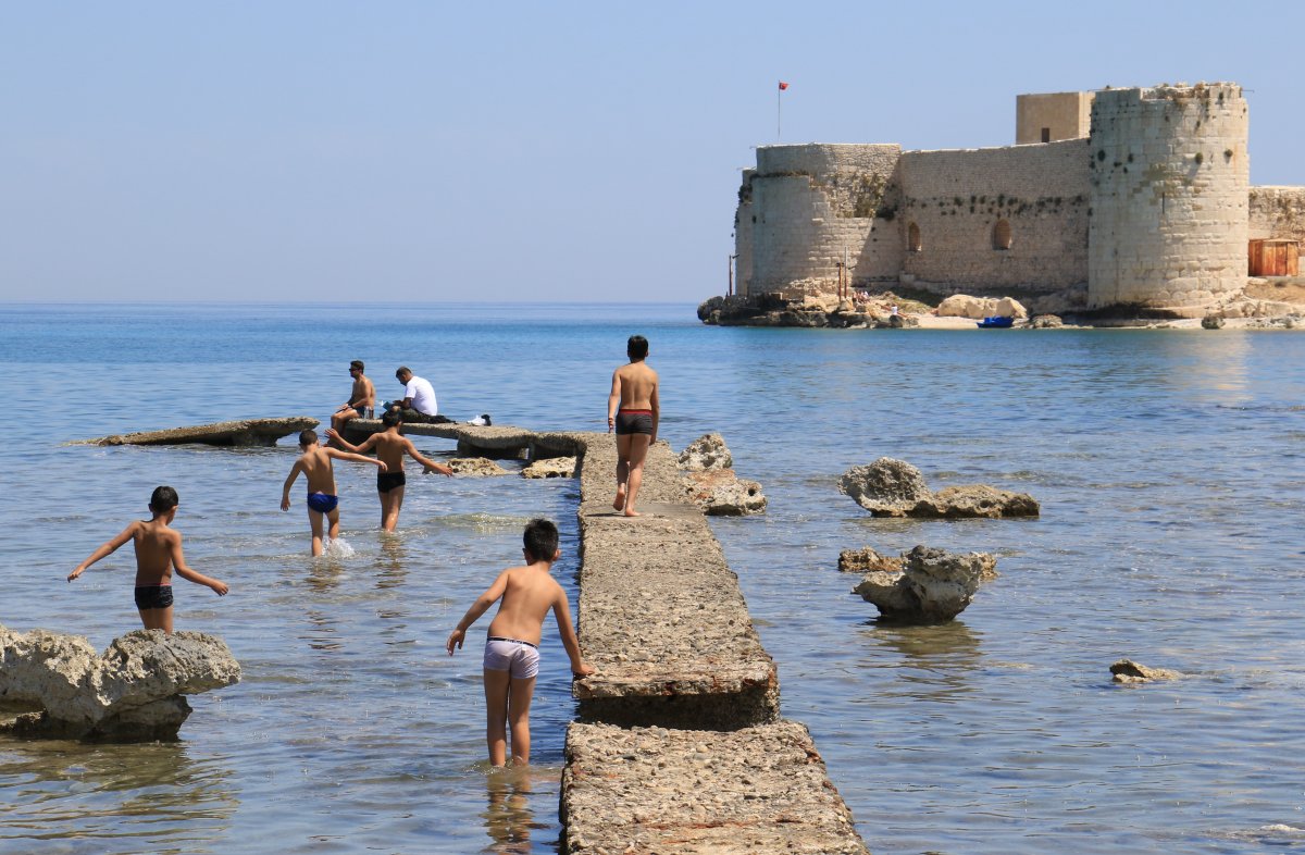 Mersin’de sıcağı gören denize koştu  #7