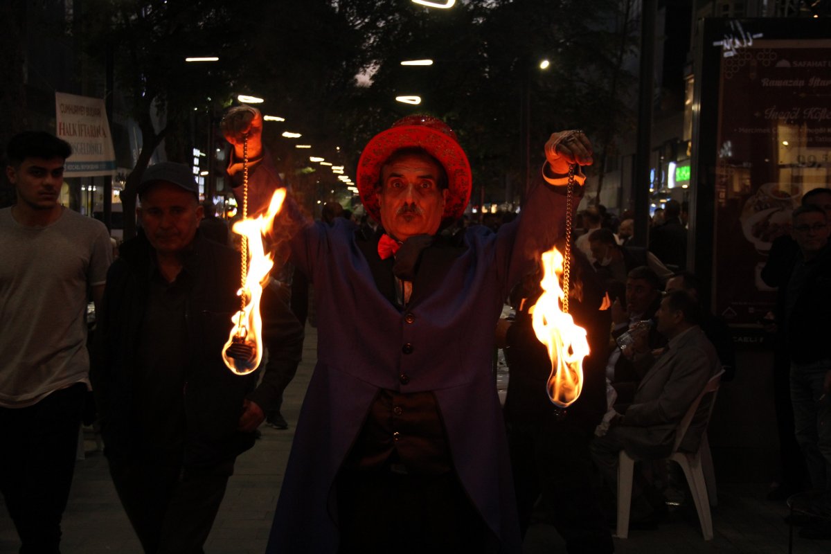 Kocaeli de 3 kilometrelik iftar sofrası hazırlandı #4