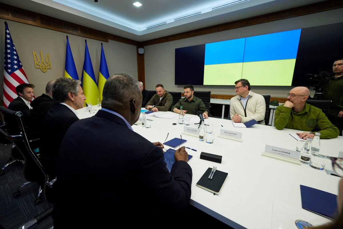 Antony Blinken and Lloyd Austin meet with Vladimir Zelensky #4