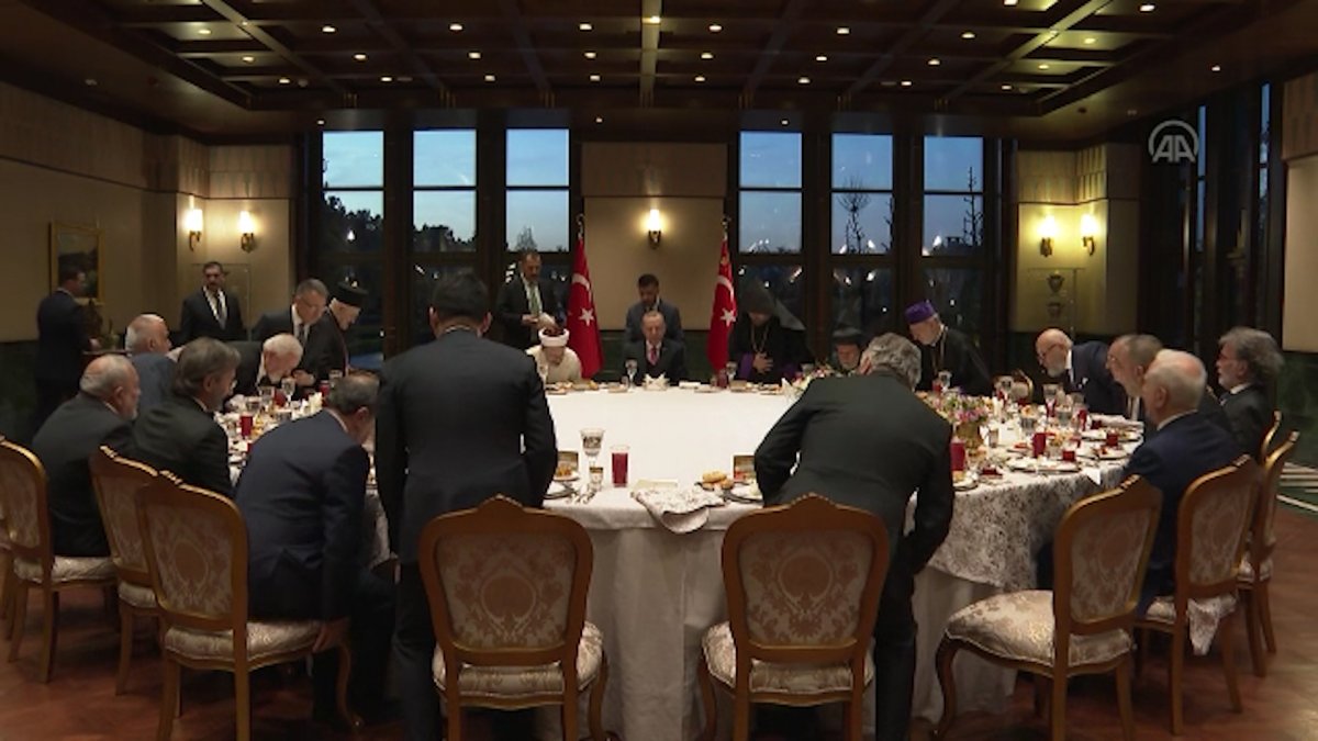 Cumhurbaşkanı Erdoğan, dini azınlık temsilcileri ile iftar yaptı #2