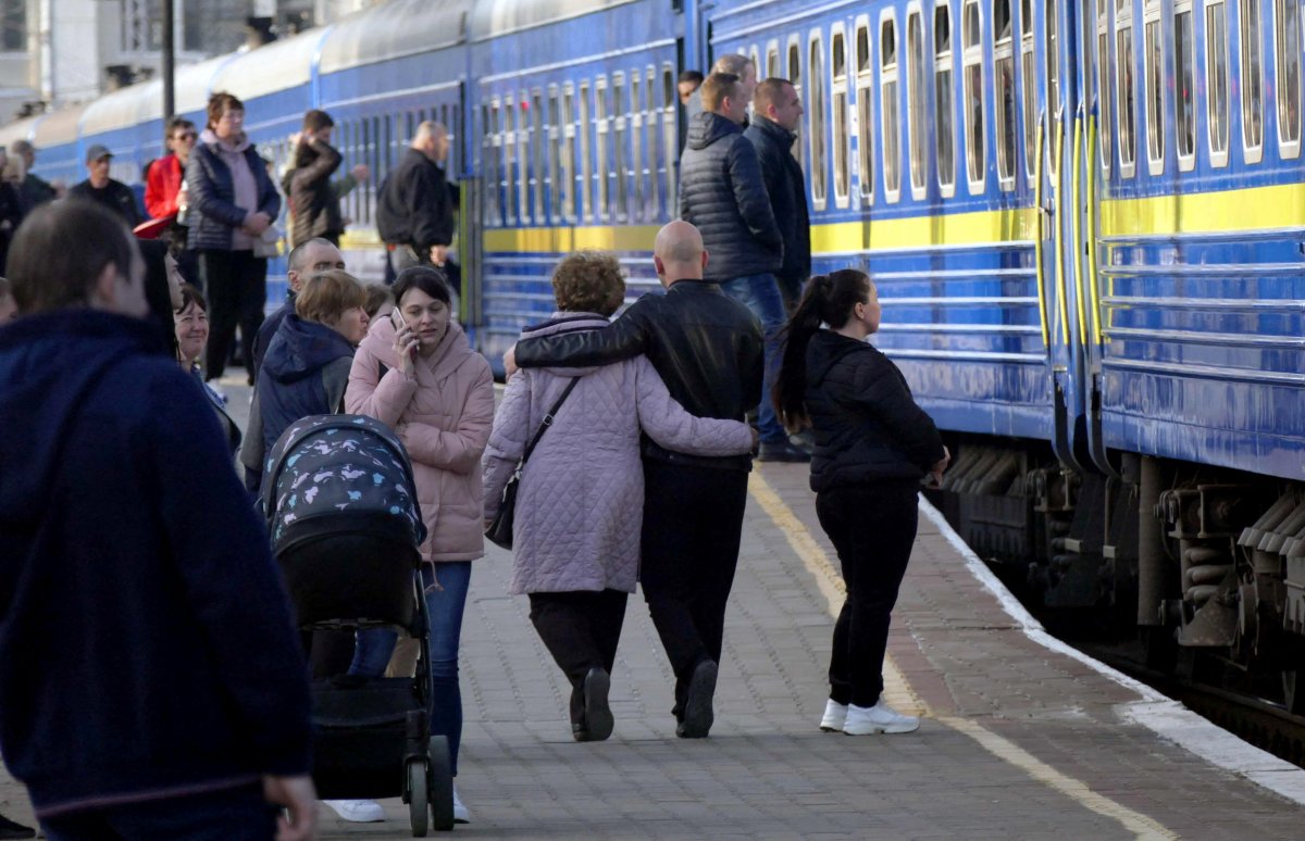 Ukrainian civilians evacuated from Odessa #5