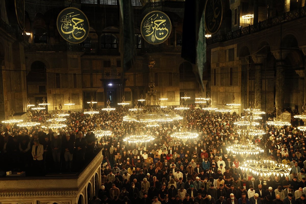 Ayasofya Camisi nde Kadir Gecesi idrak edildi #4